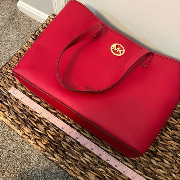 MICHAEL KORS Jet Set Travel Tote - Red Saffiano Leather - With Shopper ❤️ - Picture 13 of 15